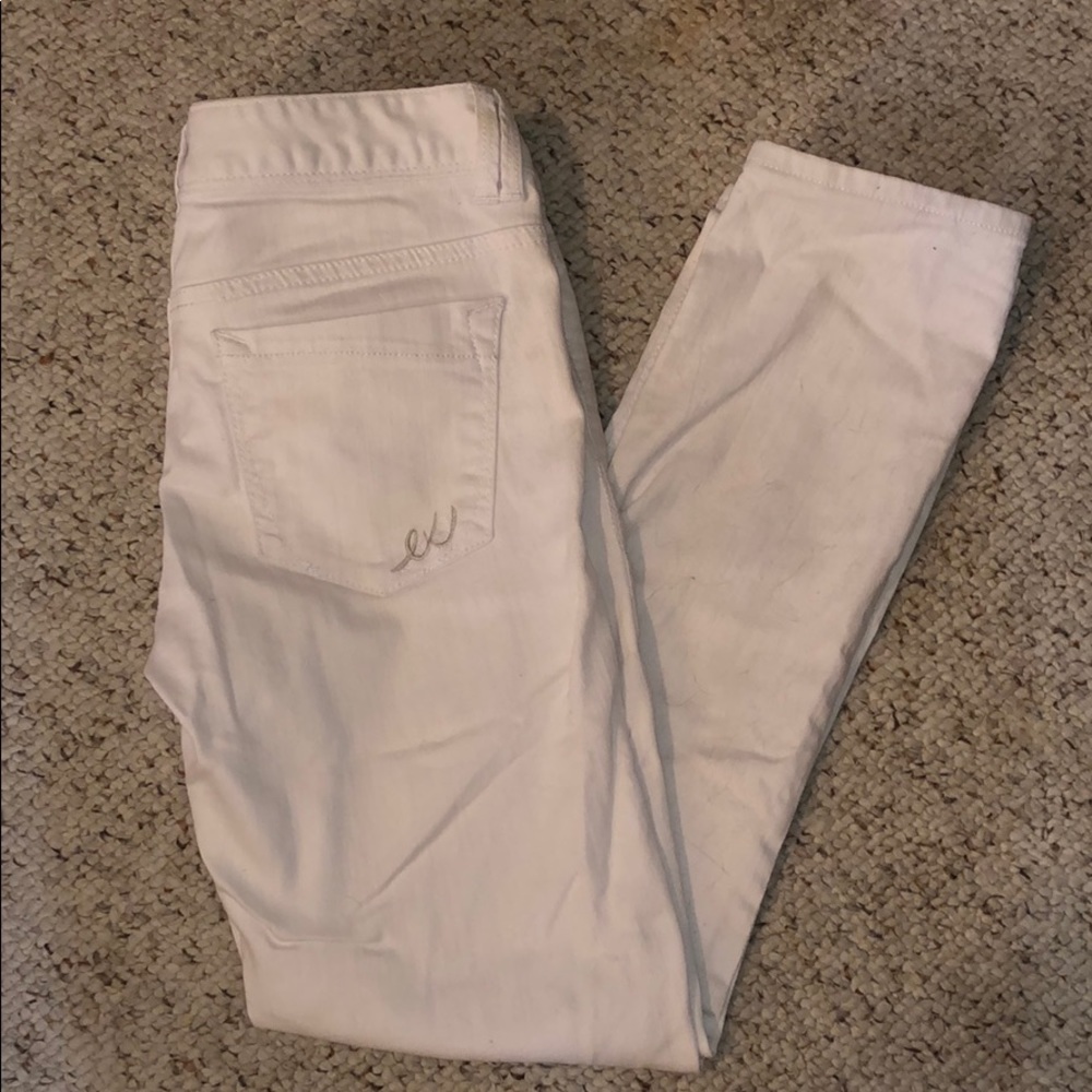 White crop ankle jean from express